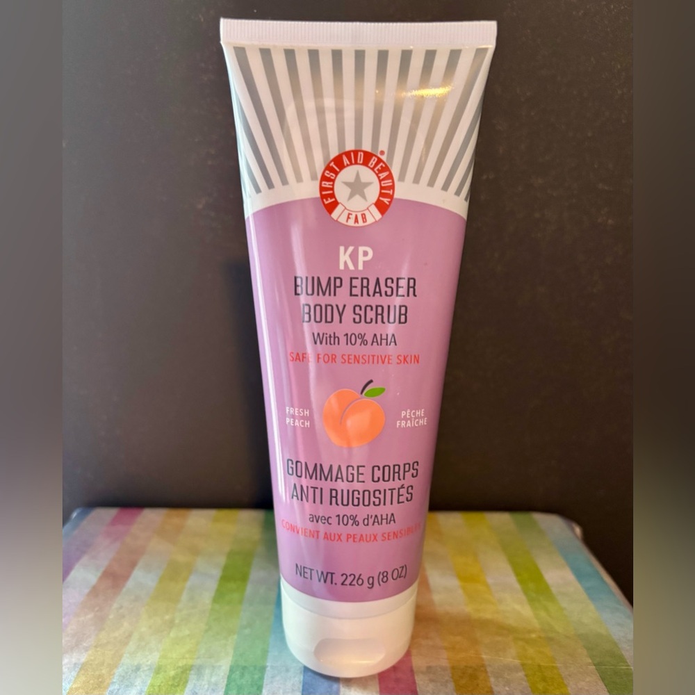 First Aid Beauty KP Bump Eraser Body Scrub